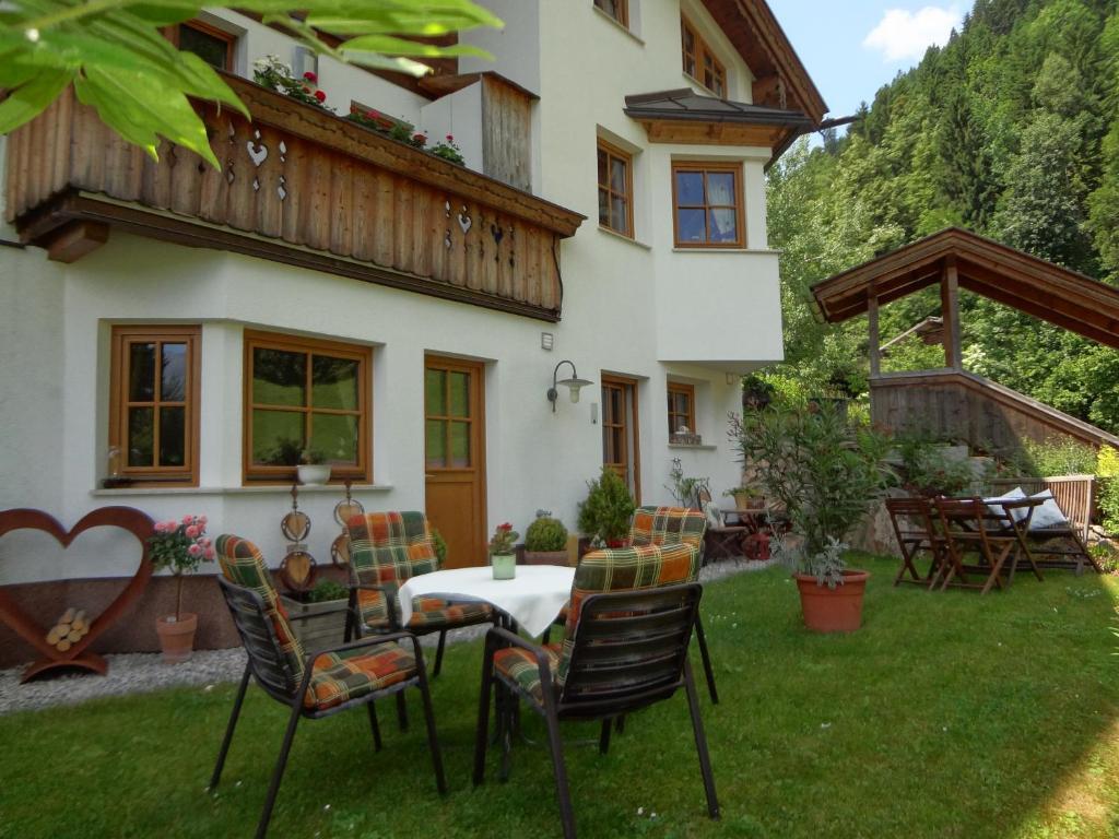 Haus Bichl Apartment Finkenberg Luaran gambar